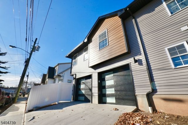 236 Keer Ave, Newark City, NJ 07112