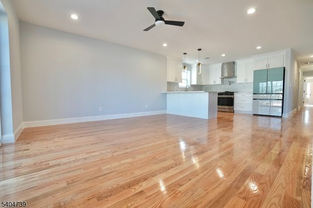 236 Keer Ave, Newark City, NJ 07112