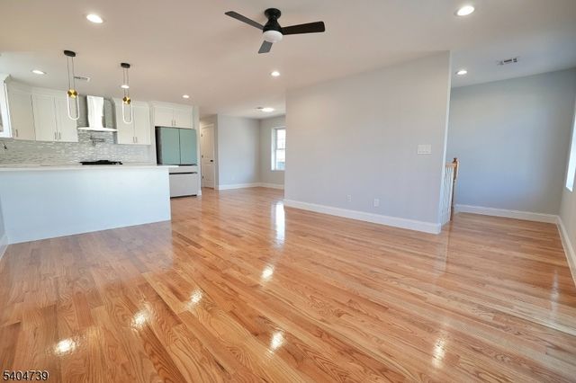 236 Keer Ave, Newark City, NJ 07112