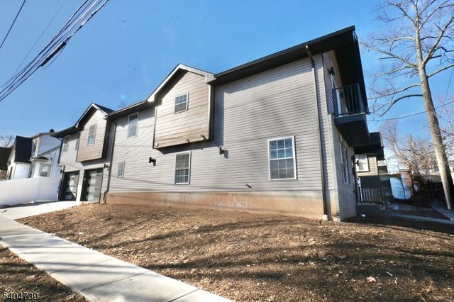 236 Keer Ave, Newark City, NJ 07112