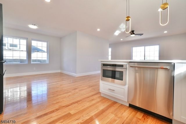 236 Keer Ave, Newark City, NJ 07112