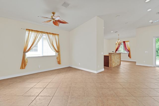 6188 Dorchester Way, Vero Beach, FL 32966