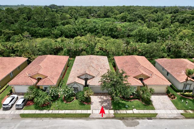 6188 Dorchester Way, Vero Beach, FL 32966