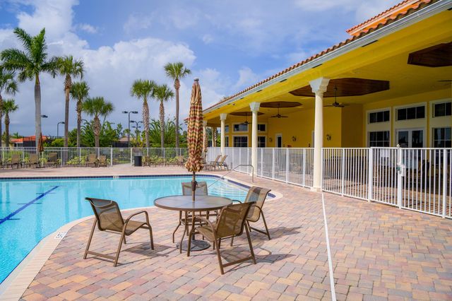6188 Dorchester Way, Vero Beach, FL 32966