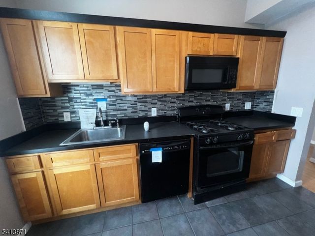 108 S Park Street, Elizabeth City, NJ 07206