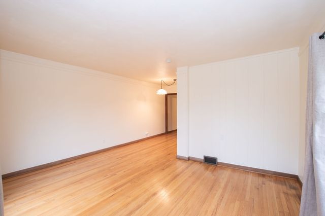 4931 Woodland Avenue, Des Moines, IA 50312