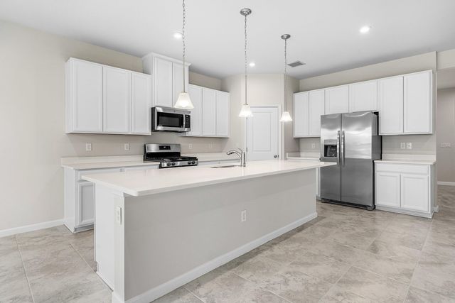 19196 Broad Shore Walk, Loxahatchee, FL 33470