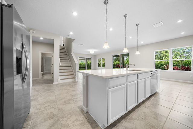 19196 Broad Shore Walk, Loxahatchee, FL 33470