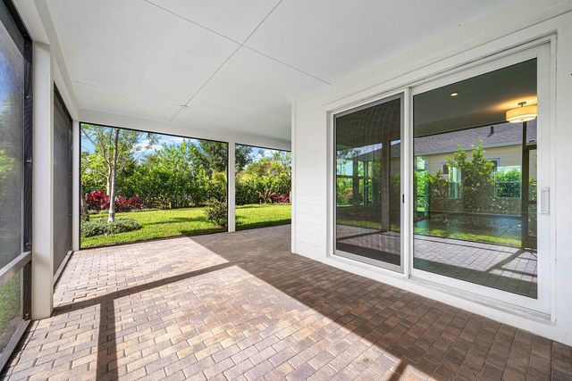 19196 Broad Shore Walk, Loxahatchee, FL 33470