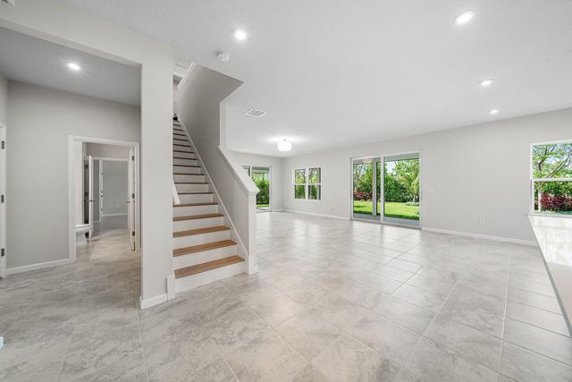 19196 Broad Shore Walk, Loxahatchee, FL 33470