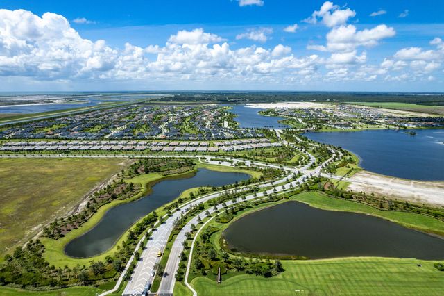 19196 Broad Shore Walk, Loxahatchee, FL 33470
