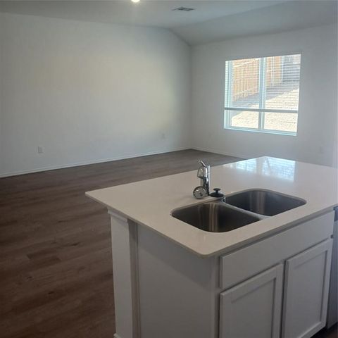 1917 Black Poplar Way, Edmond, OK 73034