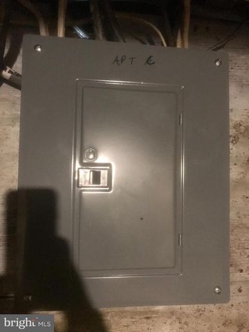 371 E BROADWAY, Salem, NJ 08079