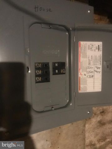 371 E BROADWAY, Salem, NJ 08079