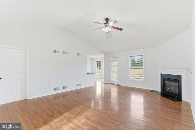 429 AZURE DR, Martinsburg, WV 25404