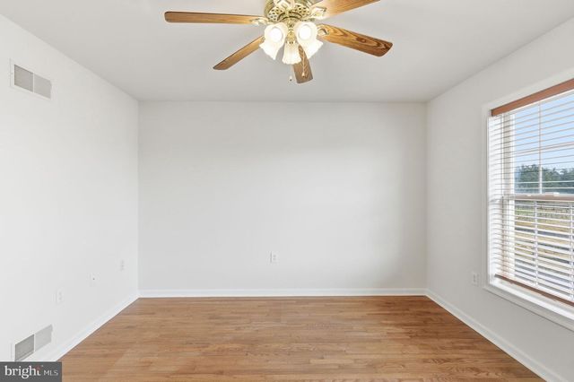 429 AZURE DR, Martinsburg, WV 25404