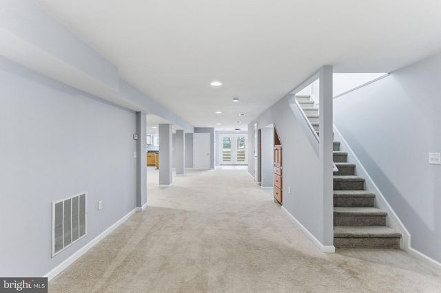 429 AZURE DR, Martinsburg, WV 25404