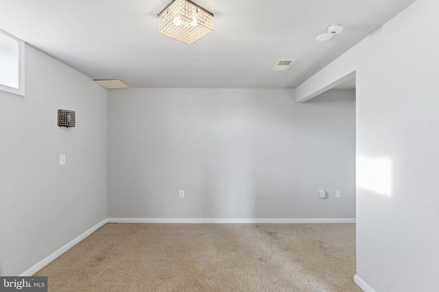 429 AZURE DR, Martinsburg, WV 25404