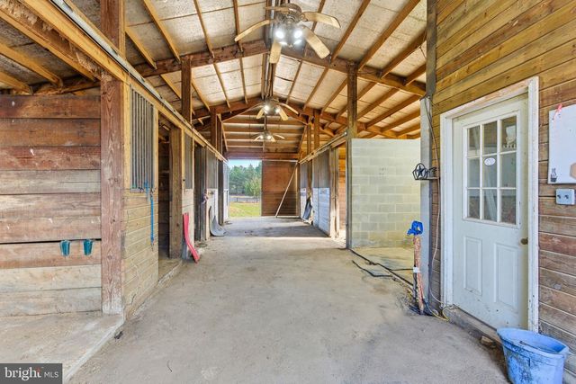 429 AZURE DR, Martinsburg, WV 25404