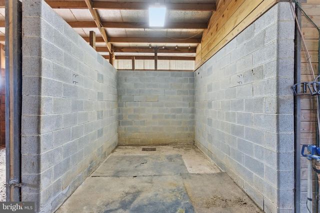 429 AZURE DR, Martinsburg, WV 25404