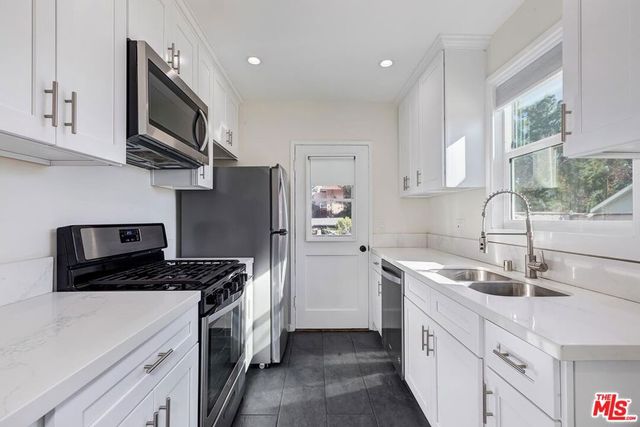 1621 Campus Road, Los Angeles, CA 90041