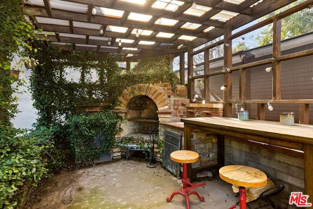 1621 Campus Road, Los Angeles, CA 90041