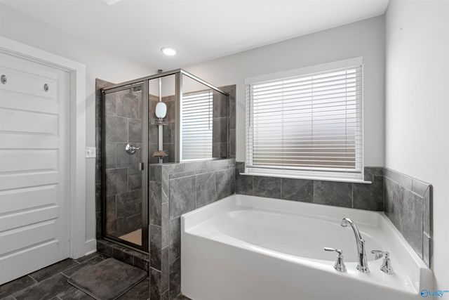 14 Shadow Way, Decatur, AL 35603