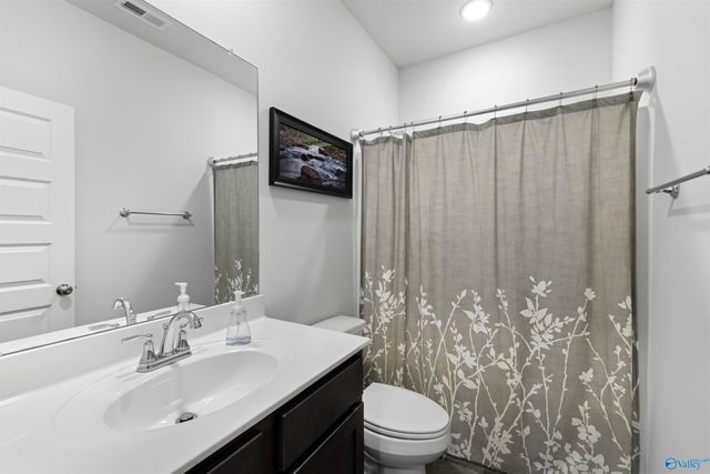 14 Shadow Way, Decatur, AL 35603