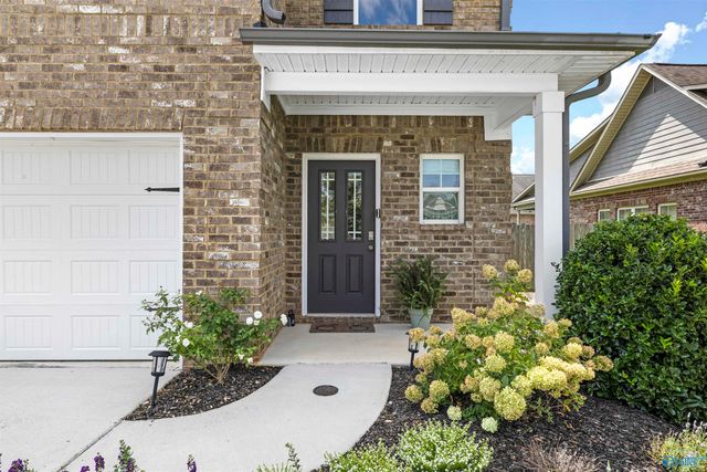 14 Shadow Way, Decatur, AL 35603