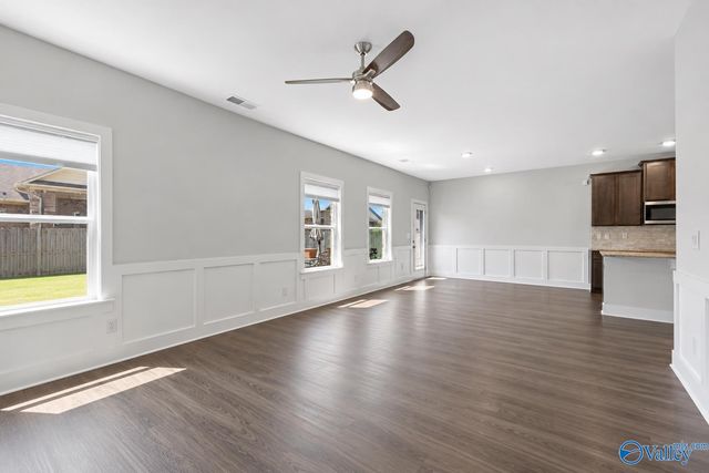 14 Shadow Way, Decatur, AL 35603