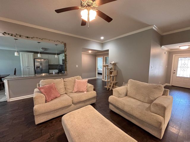310 S Shady Lane, Benton, AR 72015