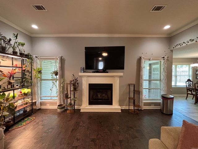 310 S Shady Lane, Benton, AR 72015