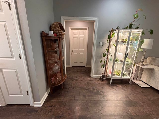 310 S Shady Lane, Benton, AR 72015