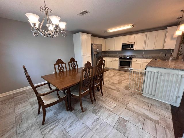 310 S Shady Lane, Benton, AR 72015