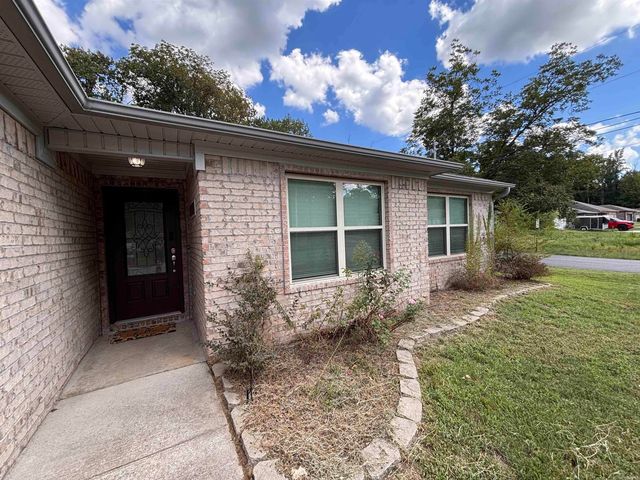 310 S Shady Lane, Benton, AR 72015