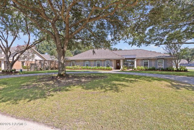 625 Roselawn Boulevard, Lafayette, LA 70503