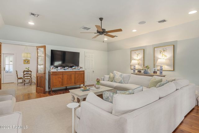 625 Roselawn Boulevard, Lafayette, LA 70503