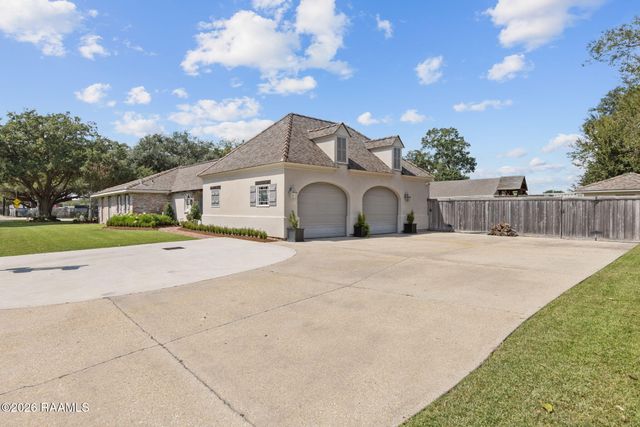 625 Roselawn Boulevard, Lafayette, LA 70503