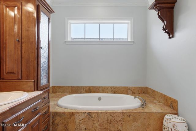 625 Roselawn Boulevard, Lafayette, LA 70503