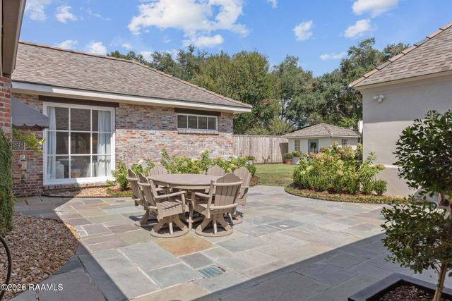 625 Roselawn Boulevard, Lafayette, LA 70503