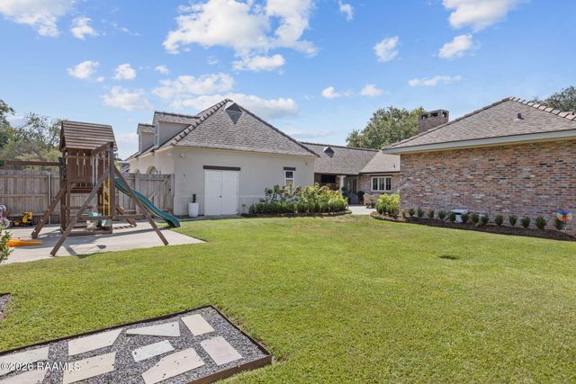625 Roselawn Boulevard, Lafayette, LA 70503