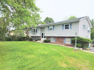 19 Morningside Drive, Middletown, NY 10941
