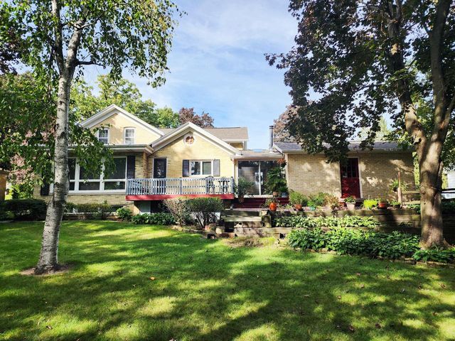 319 Elizabeth STREET, Watertown, WI 53098