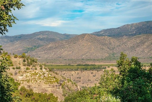 48 Pauma Ridge Road, Valley Center, CA 92082