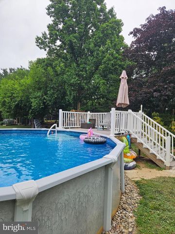 1092 MULLICA HILL RD, Mullica Hill, NJ 08062