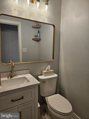 1092 MULLICA HILL RD, Mullica Hill, NJ 08062
