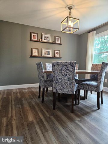 1092 MULLICA HILL RD, Mullica Hill, NJ 08062