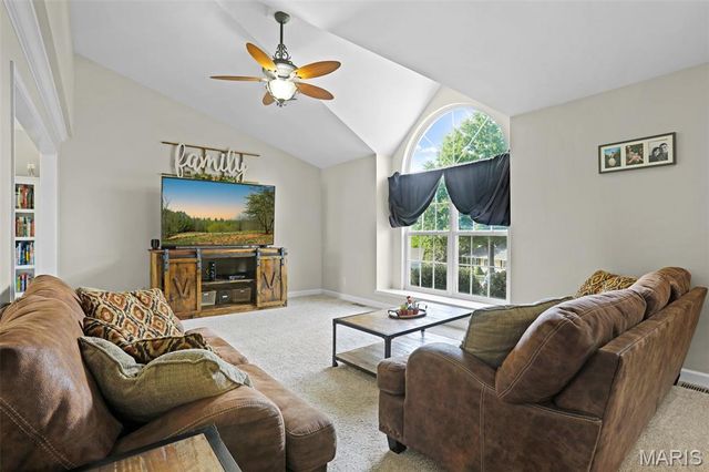 4 Weatherby Court, Washington, MO 63090