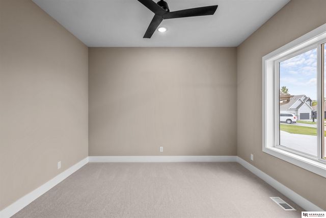 13555 S 49th Street, Papillion, NE 68133
