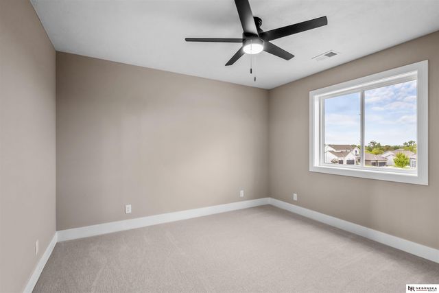 13555 S 49th Street, Papillion, NE 68133